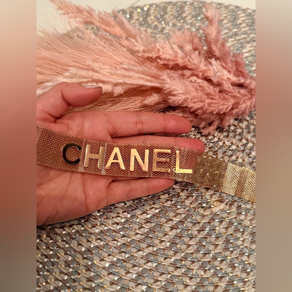 Fashion Jewelry Rose Gold  tone .Mesh Logo choker Necklace